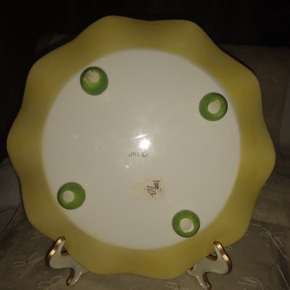 Vintage JKL footed plate. 10" - Picture 4 of 9